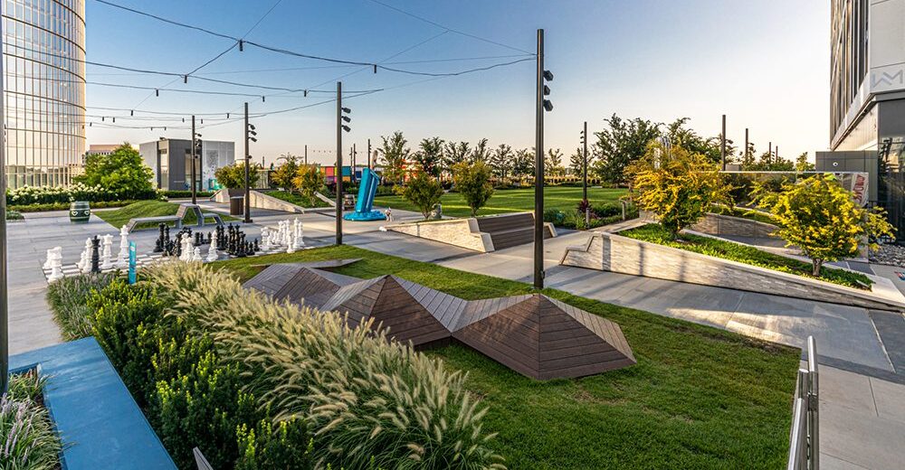 Los Angeles Green Landscape thumbnail